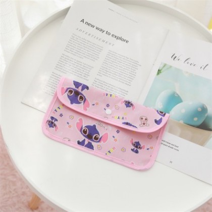 {M'SIA STOCK} Cartoon Portable Mask Bag/Receipt Storage Bag 便携口罩包/收据卡通翻盖防尘口罩收纳包 Beg Simpanan {M'SIA STOCK} Cartoon Portable Mask Bag/Receipt Storage Bag 便携口罩包/收据卡通翻盖防尘口罩收纳包 Beg Simpanan
