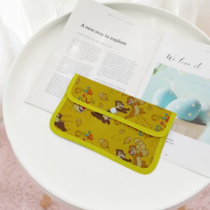 {M'SIA STOCK} Cartoon Portable Mask Bag/Receipt Storage Bag 便携口罩包/收据卡通翻盖防尘口罩收纳包 Beg Simpanan {M'SIA STOCK} Cartoon Portable Mask Bag/Receipt Storage Bag 便携口罩包/收据卡通翻盖防尘口罩收纳包 Beg Simpanan