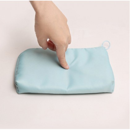 {M'SIA STOCK} Perfect Travel Organizer Bag USB Charging Ear Phone Storage Bag Pouch 多功能电源数据线充电器便携 Beg Wire Power Bank