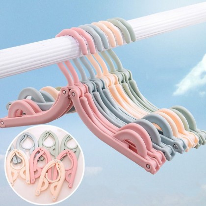 {M'SIA STOCK} 1pcs Folding Hanger Portable Travel Plastic Hanger Non-slip Wardrobe Clothes折叠塑料防滑衣架Travel Penyangkut Baju {M'SIA STOCK} 1pcs Folding Hanger Portable Travel Plastic Hanger Non-slip Wardrobe Clothes折叠塑料防滑衣架Travel Penyangkut Baju