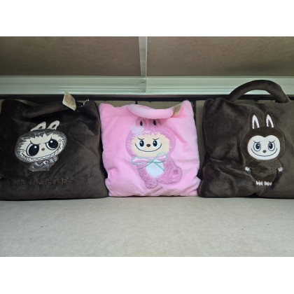 Labubu Blanket 拉布布毛绒被单 Labubu Blanket 拉布布毛绒被单
