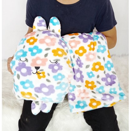 {M'SIA STOCK} 3 in 1 Multipurpose Cartoon Pillow with Blanket/Hand Warmer Cartoon Travel Blanket / Bantal Selimut 梨花兔枕头被娃娃玩具公仔 {M'SIA STOCK} 3 in 1 Multipurpose Cartoon Pillow with Blanket/Hand Warmer Cartoon Travel Blanket / Bantal Selimut 梨花兔枕头被娃娃玩具公仔